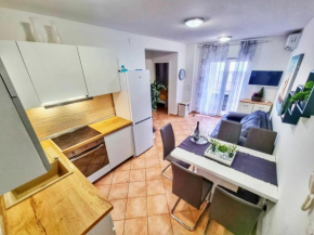 Apartment Sever